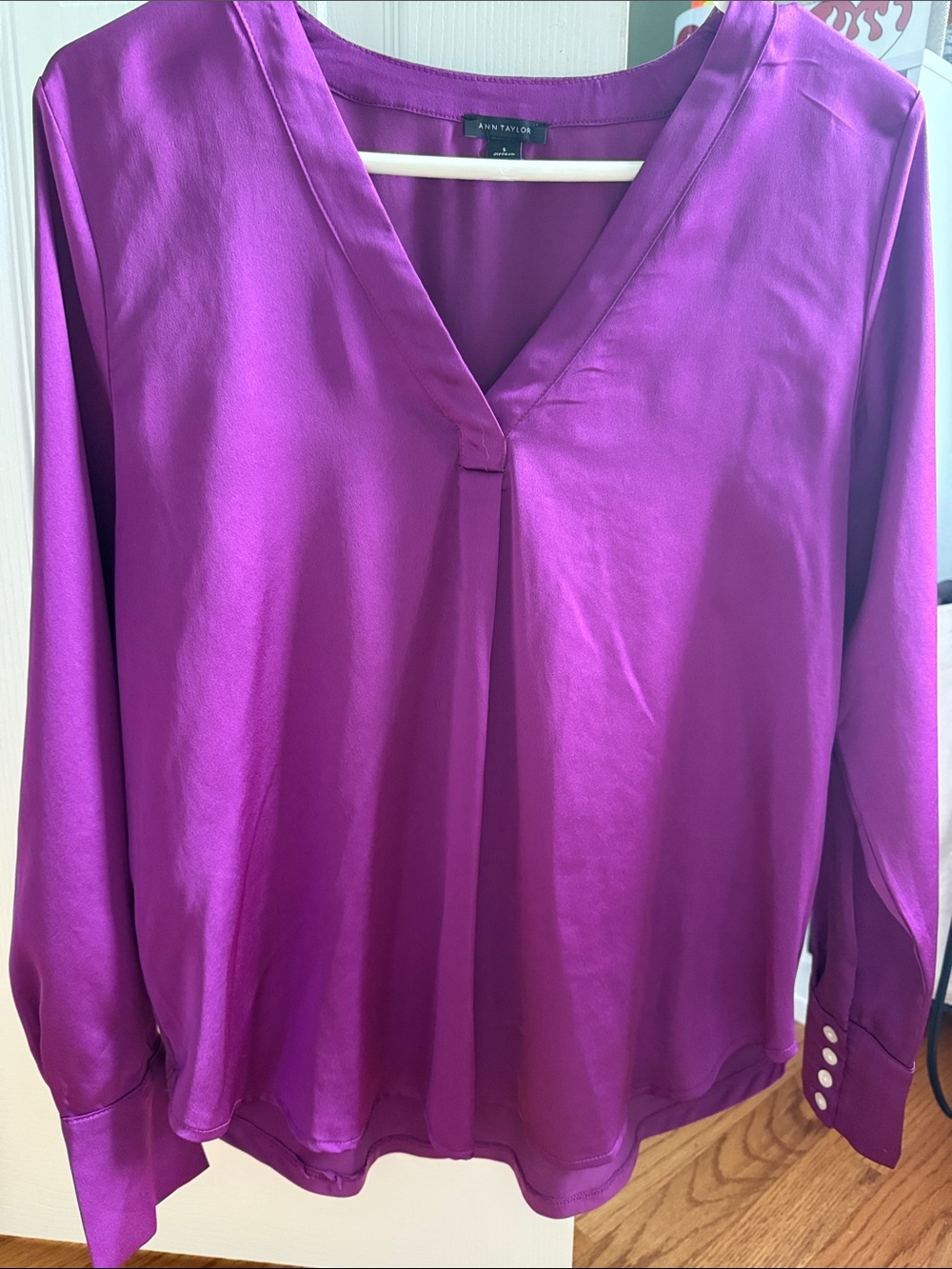 Ann Taylor Fuchsia V-Neck Long Sleeve Blouse